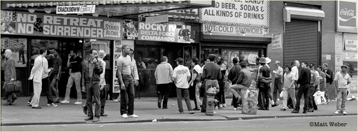42dStreet-TheDeuce-Crowded-1985