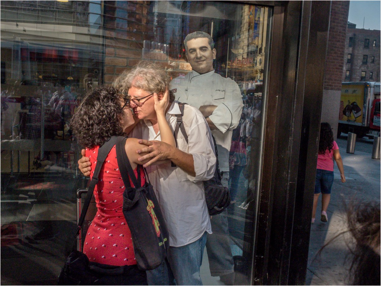 42-street-kiss-matt-weber