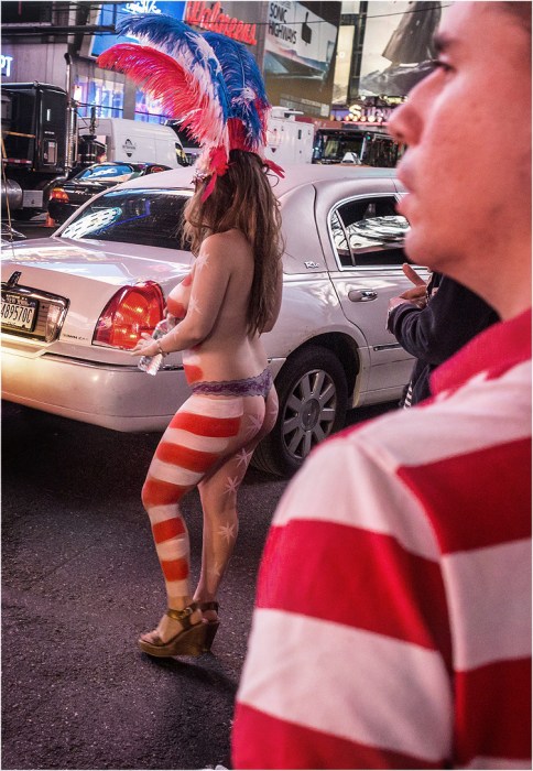 naked-times-Square