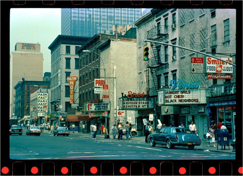nyc-porn-theaters-1980's