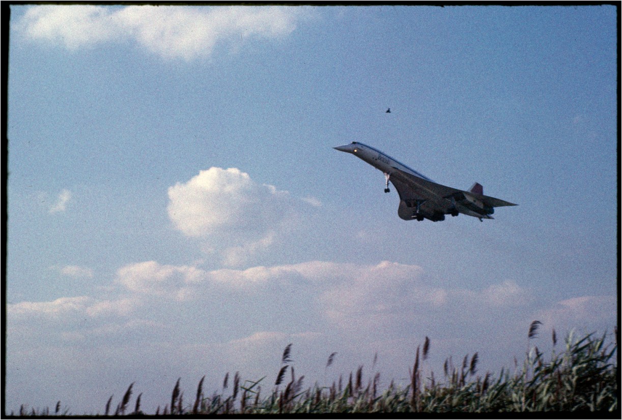 Concorde-Lands-JFK-1985 copy