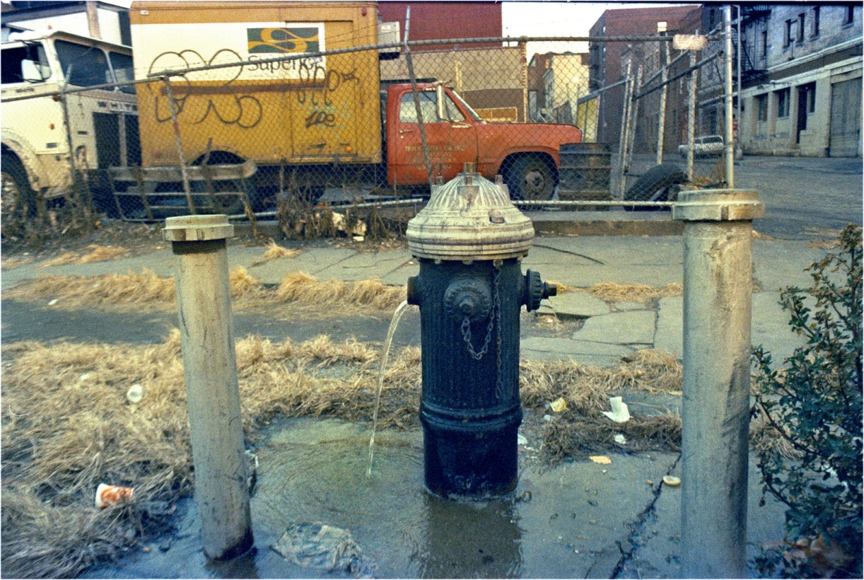 Stubby-Fire-Hydrant-Leaking-1985 copy