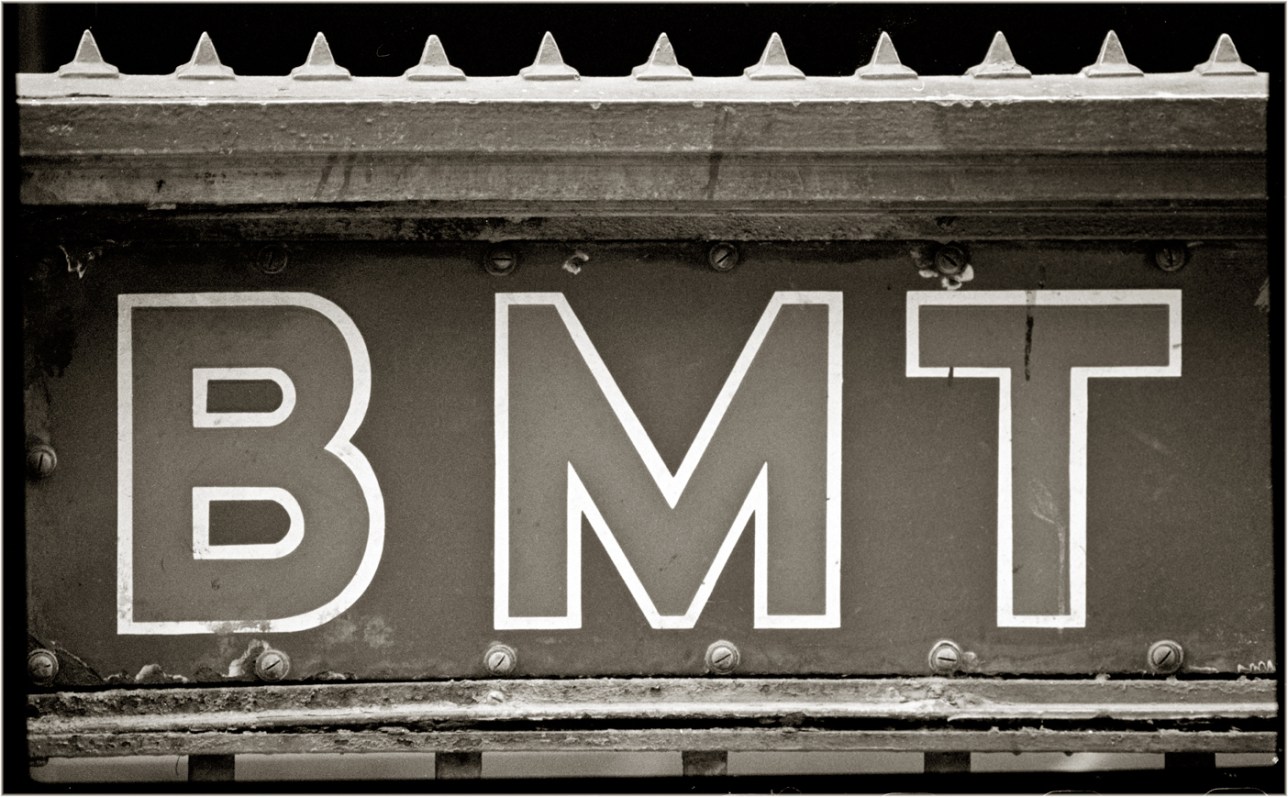 subway-bmt-sign