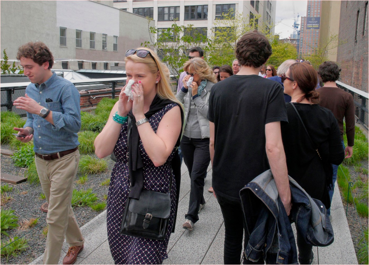 **Double-Nose-Blow-Sneeze-Highline-2014 copy