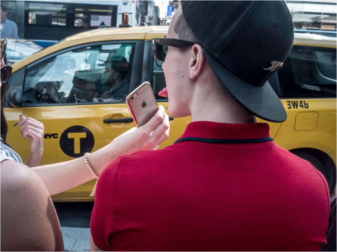 **8th-Iphone-Tongue-Licks copy