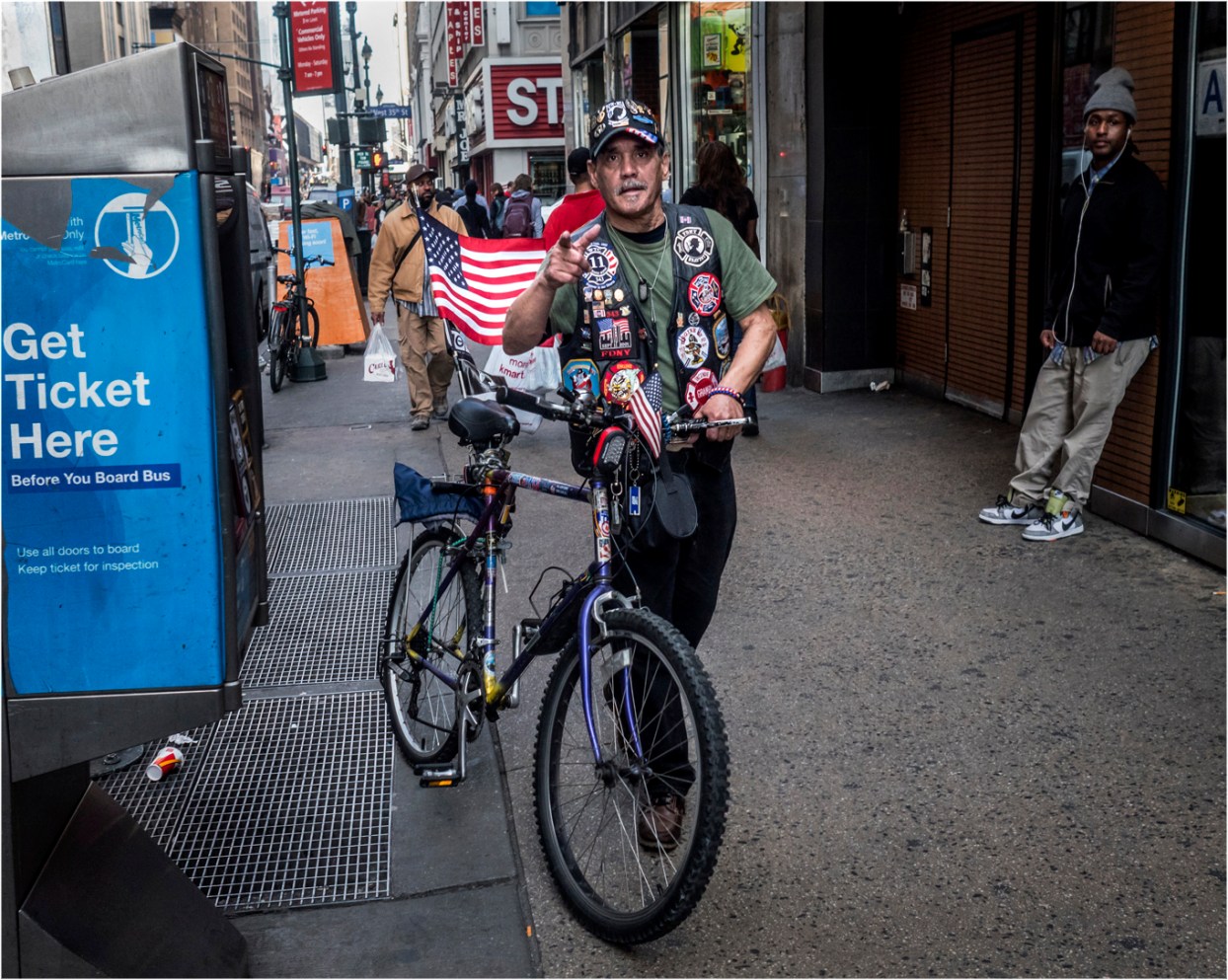 **8th-JOE-Flag-Bike copy