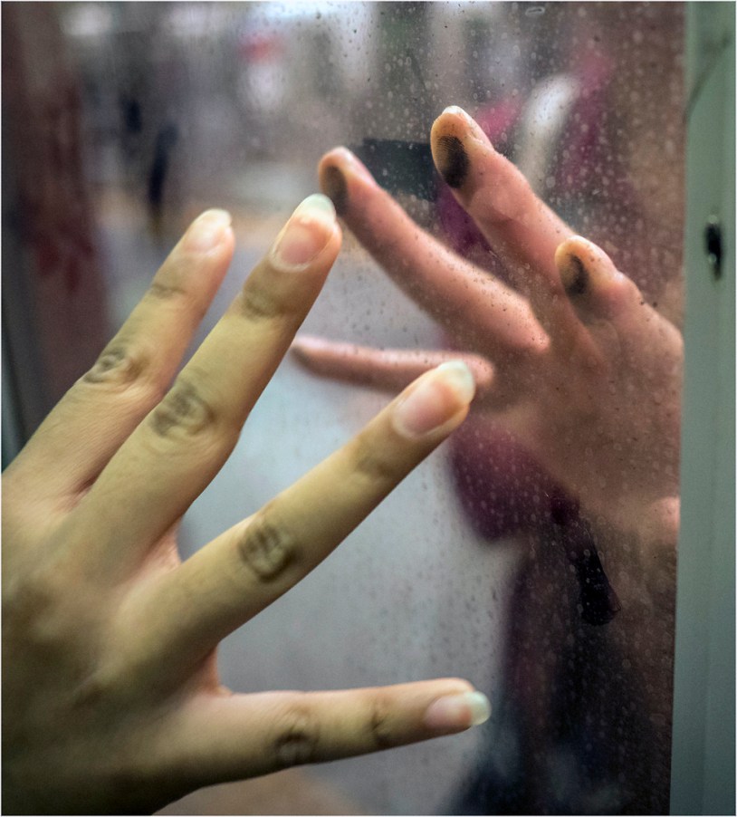 sub-window-hands-3-copy